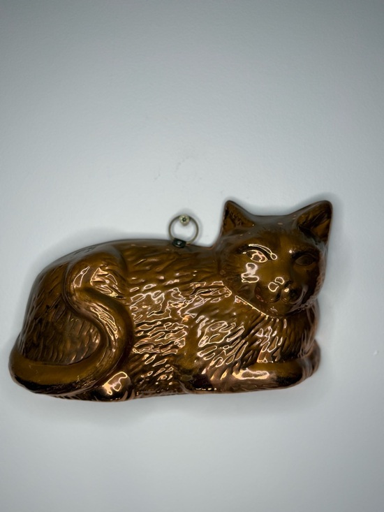 Vintage Other - Vintage Copper Cat mold wall hanging